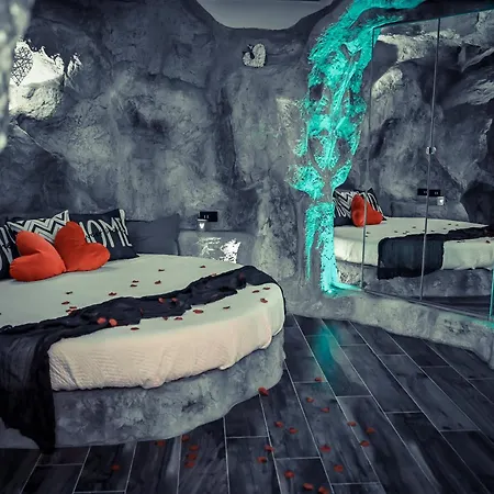 La Casa Nella Roccia Villanova del Battista